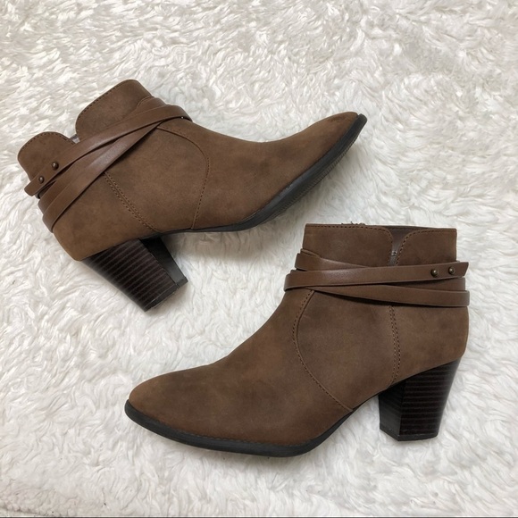 Cityclassified Steel Heeled Bootie Sz 8.5 - Picture 5 of 12